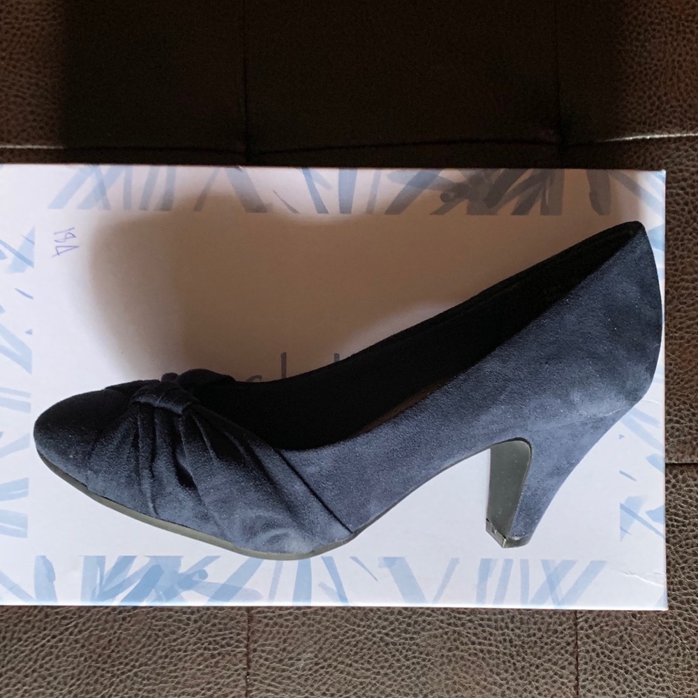 Navy blue suede heels